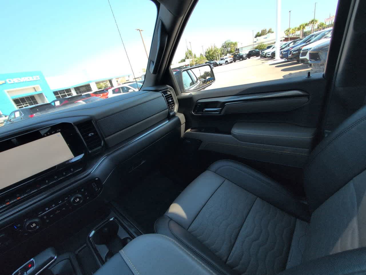 2023 Chevrolet Silverado 1500 ZR2 photo 3