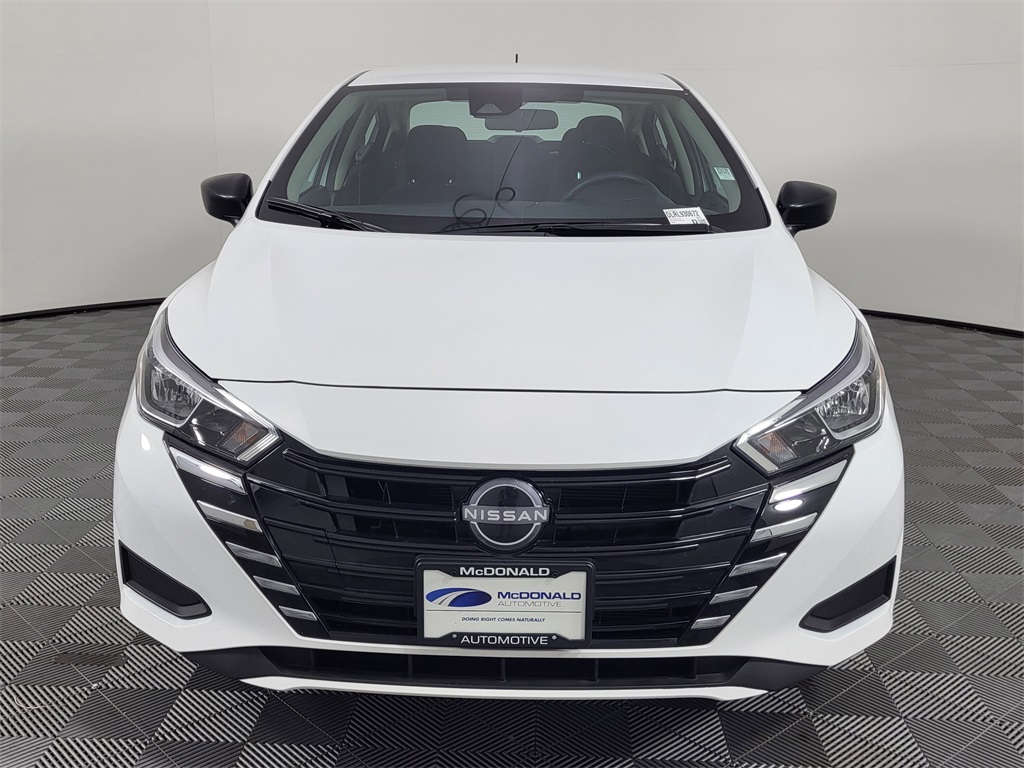2024 Nissan Versa 1.6 S photo 5