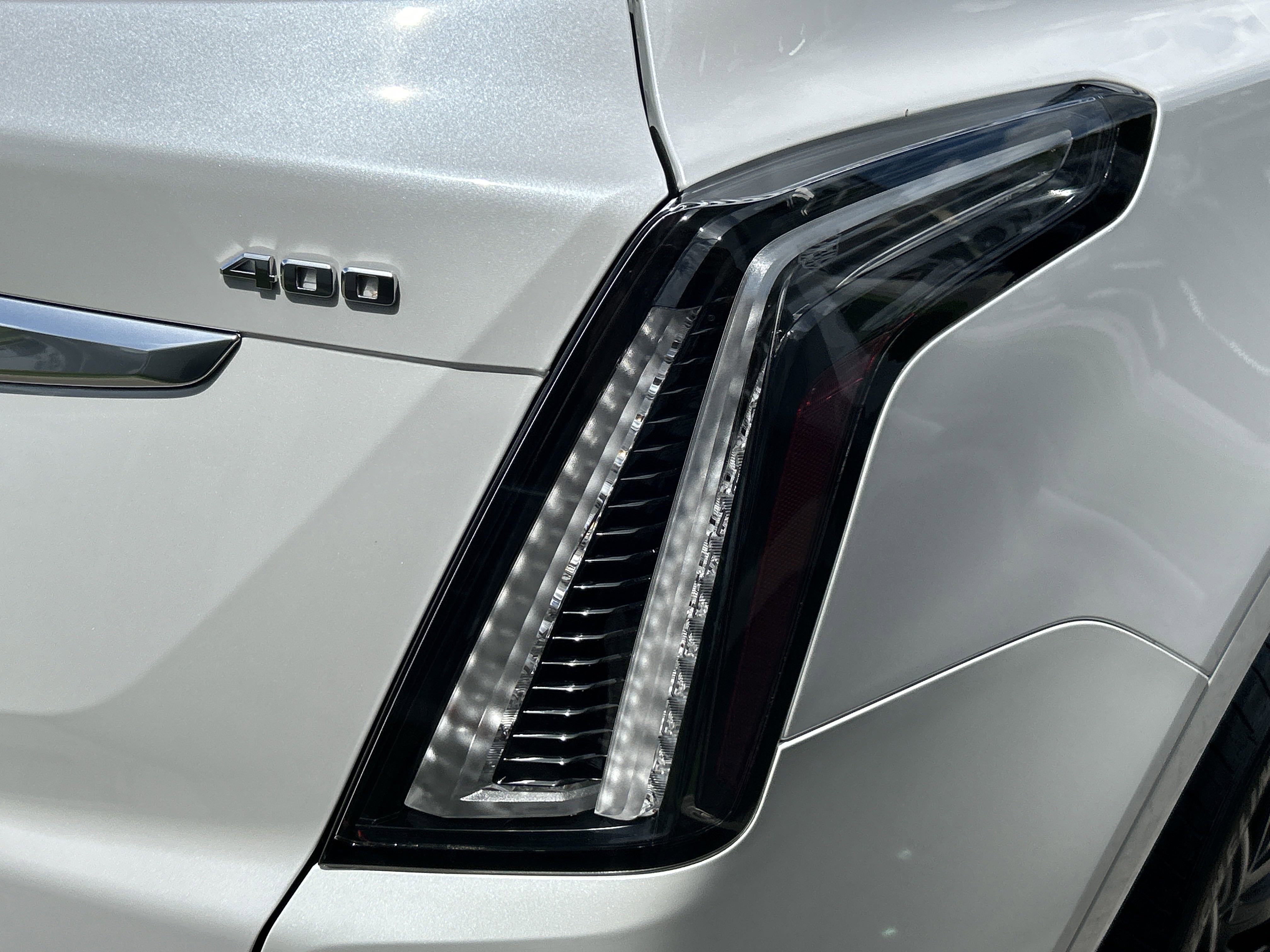 2025 Cadillac XT5 Sport photo 9