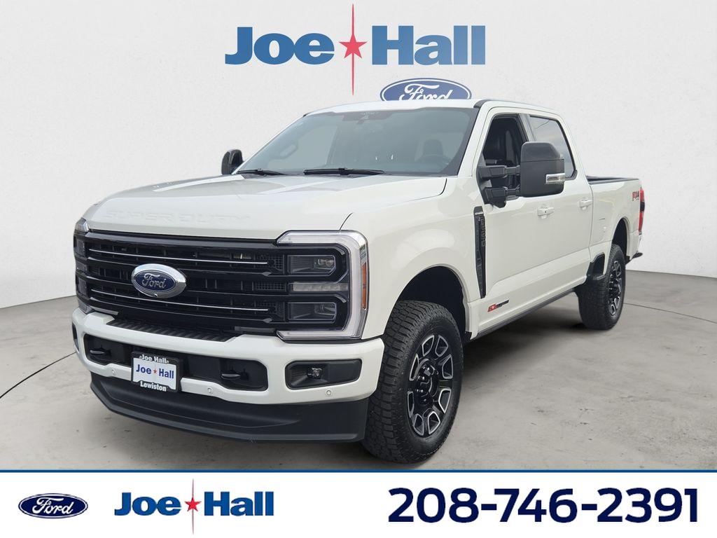 2025 Ford F-350 Super Duty Platinum's photo