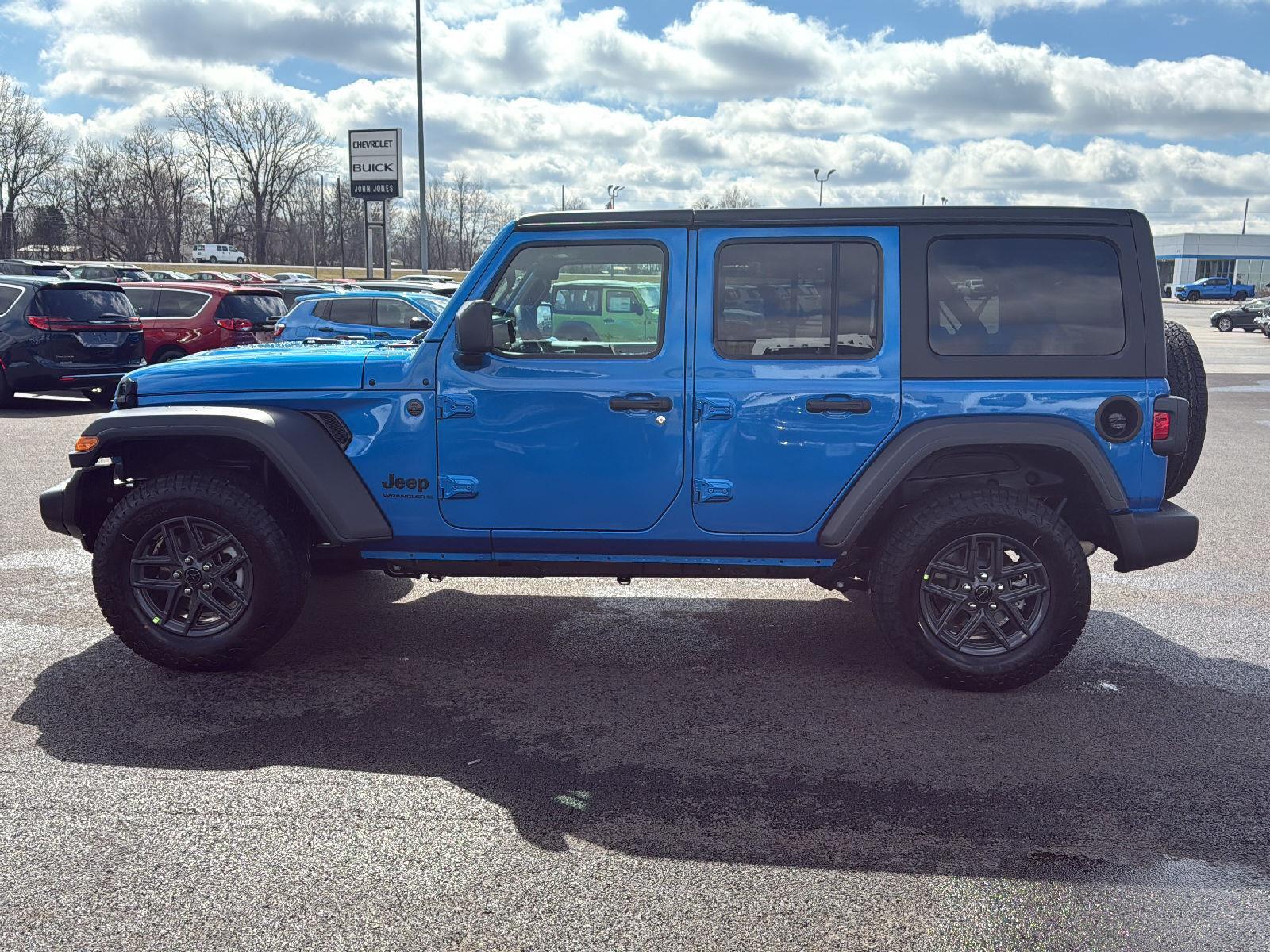 2025 Jeep Wrangler Sport S photo 3