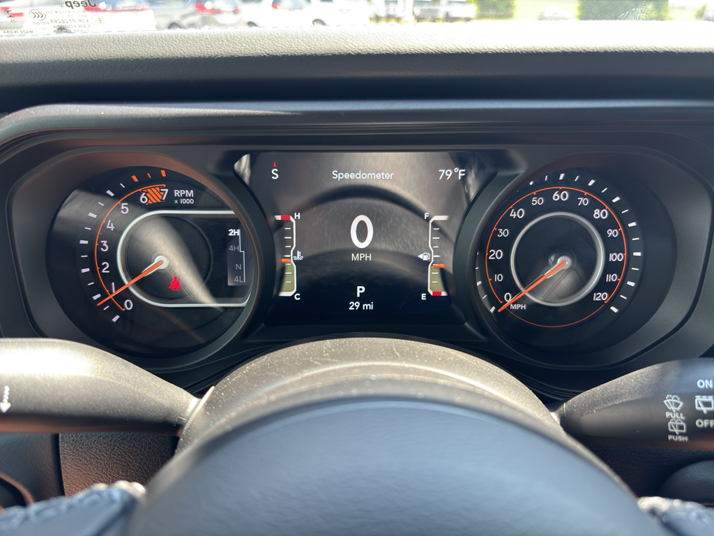 2025 Jeep Wrangler Rubicon photo 35
