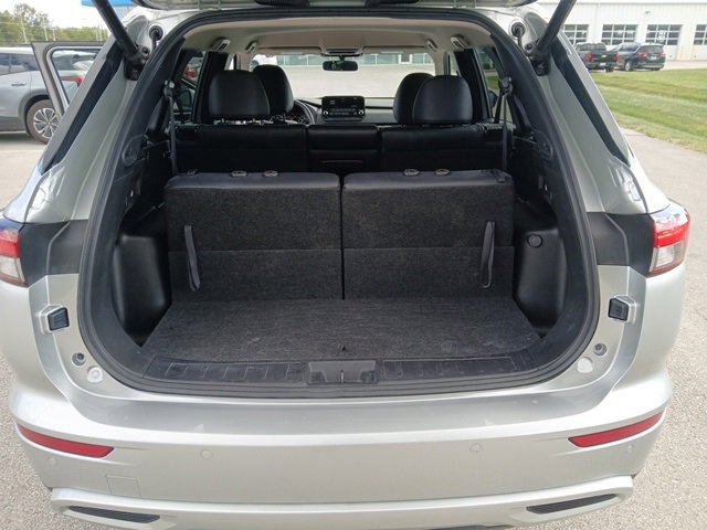 2024 Mitsubishi Outlander SE Black Edition photo 27
