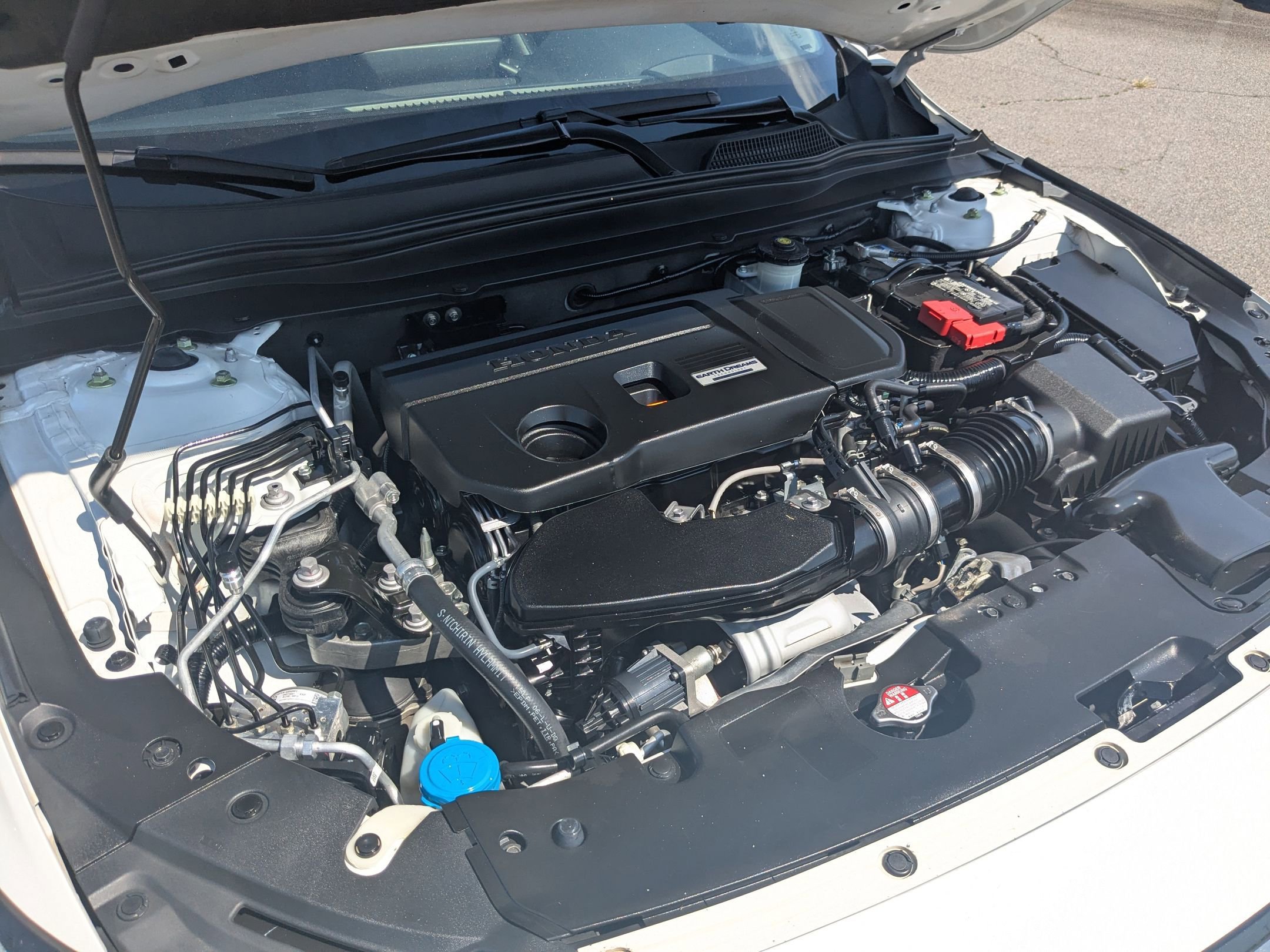 2018 Honda Accord Touring 2.0T photo 32