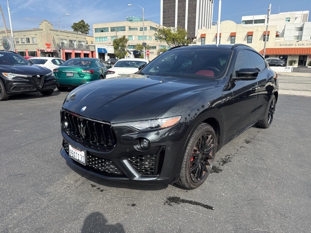 2022 Maserati Levante GT photo 3