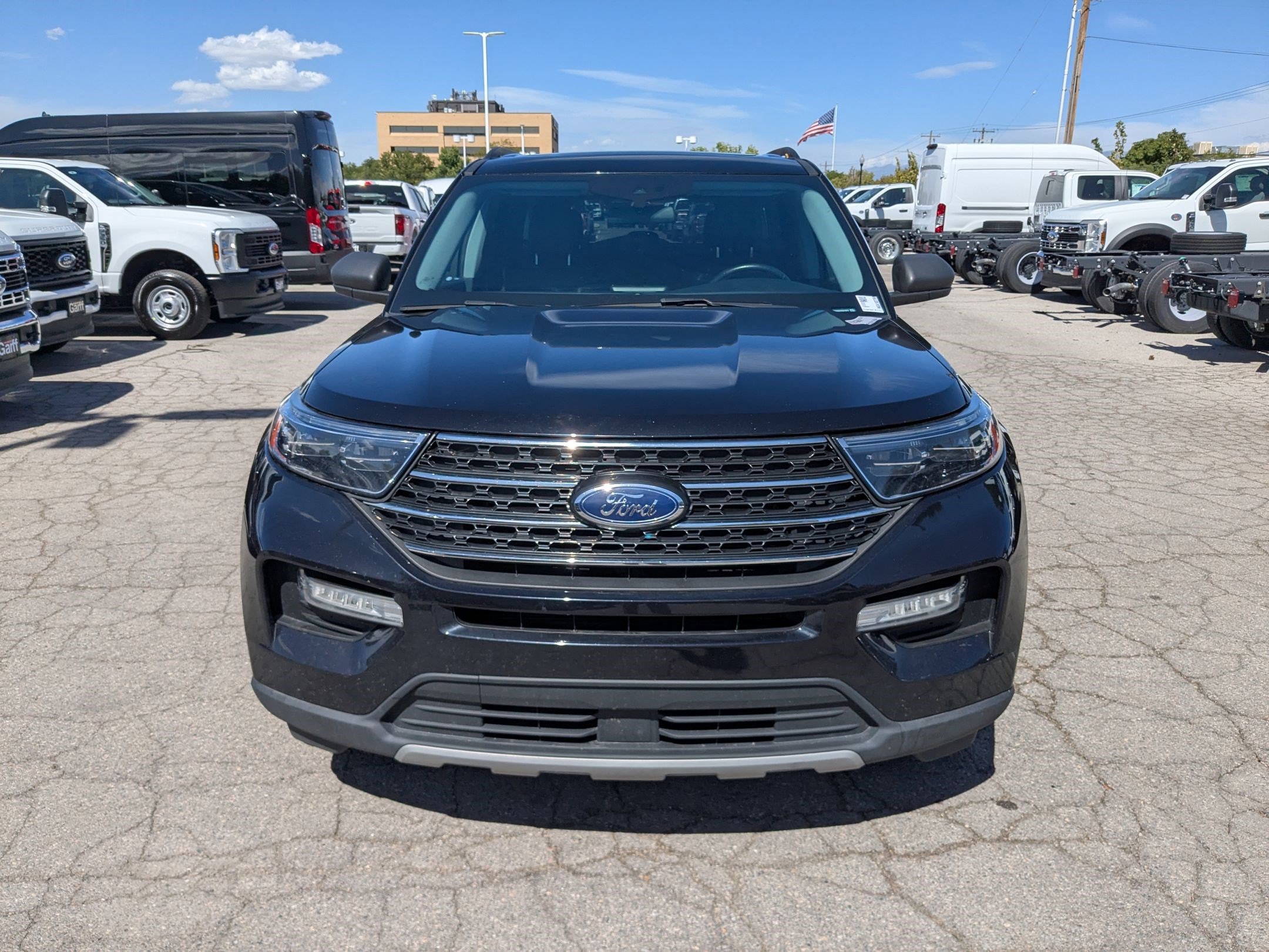 2022 Ford Explorer XLT photo 6