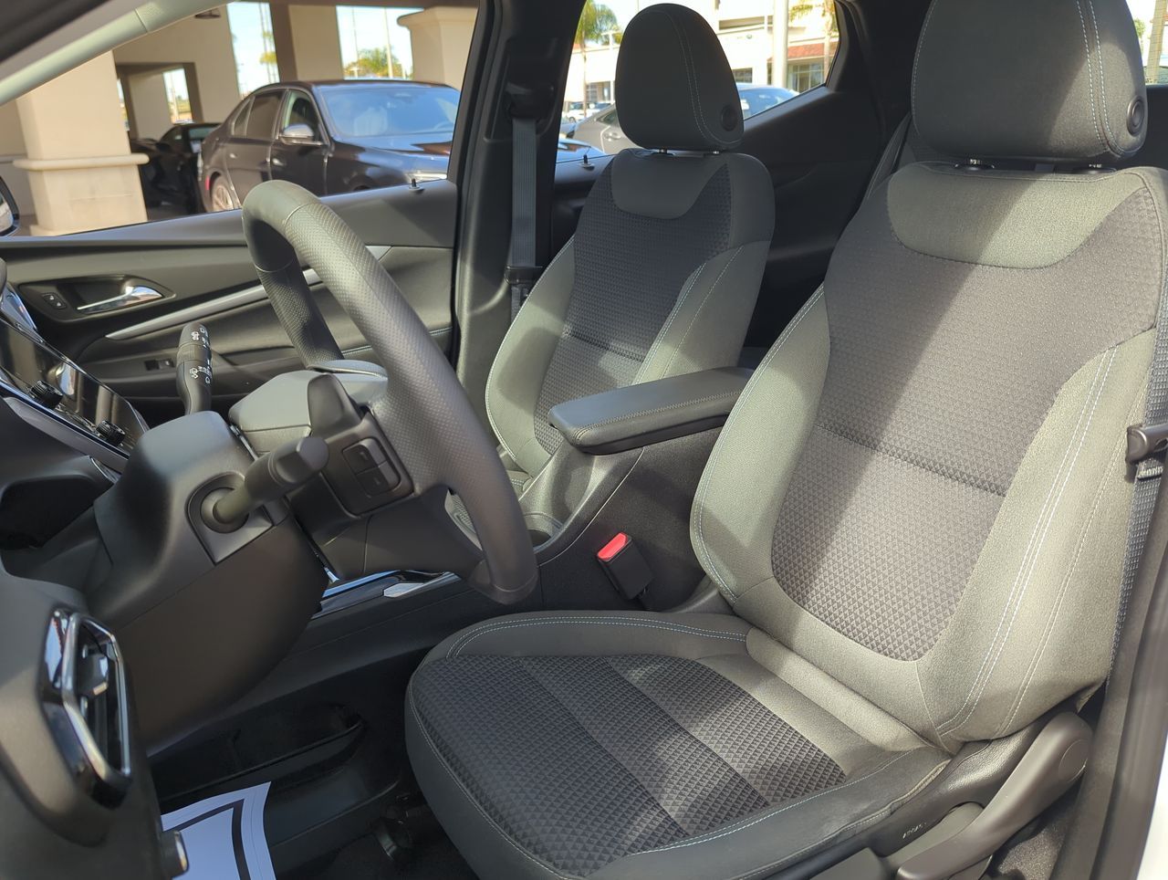 2022 Chevrolet Bolt EUV 1LT photo 17