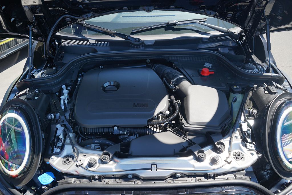 2026 Mini Cooper Hardtop Signature photo 9
