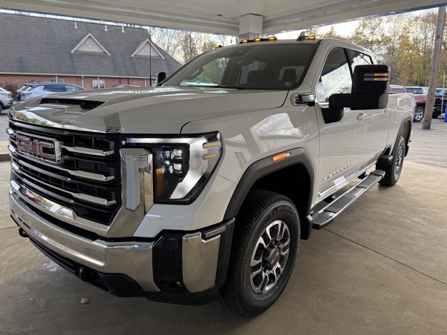 2026 GMC Sierra 2500HD SLE's photo