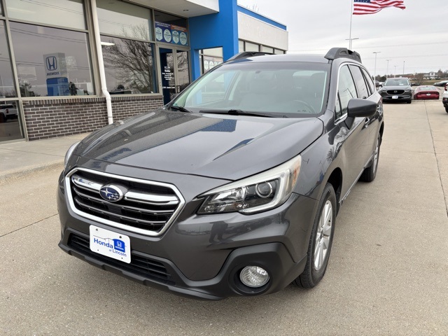2018 Subaru Outback Premium's photo