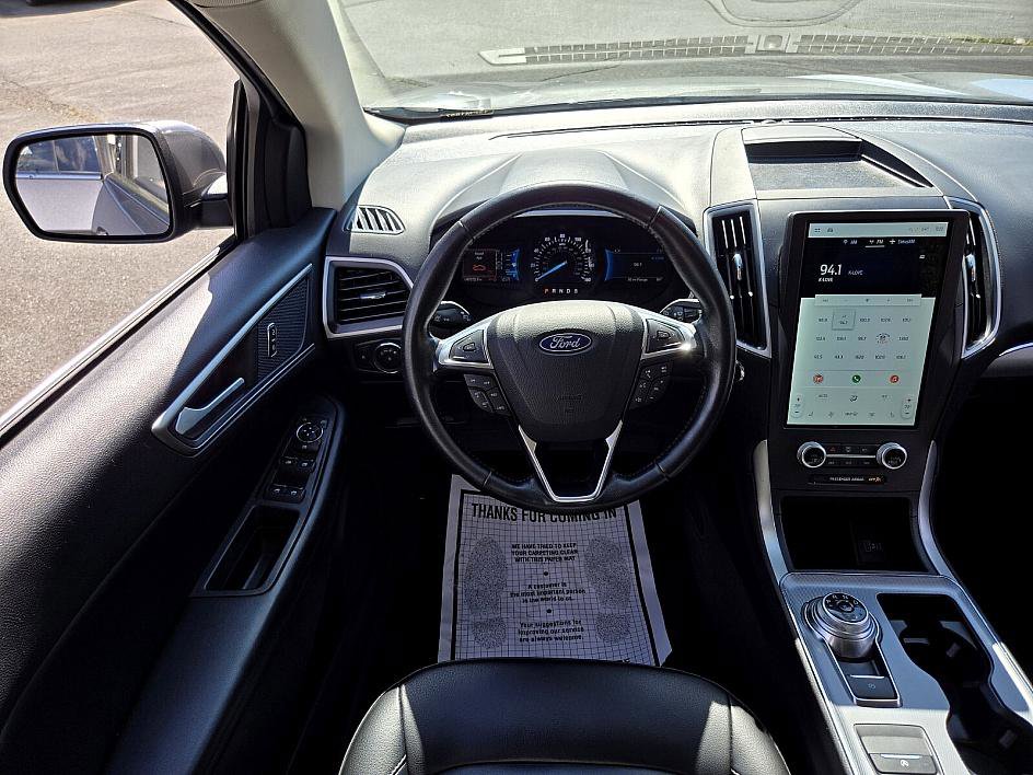 2021 Ford Edge SEL photo 10