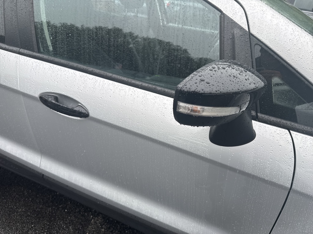 2022 Ford EcoSport SES photo 6