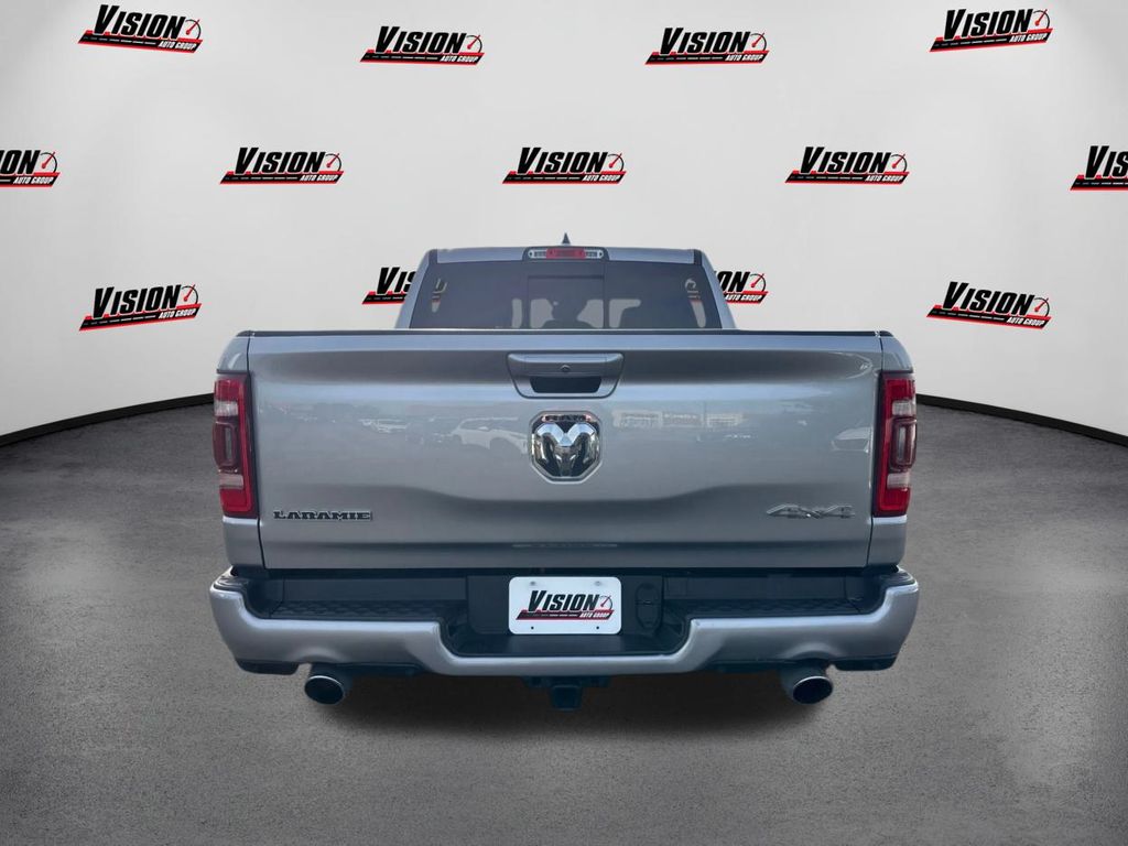2022 Ram 1500 Laramie photo 3