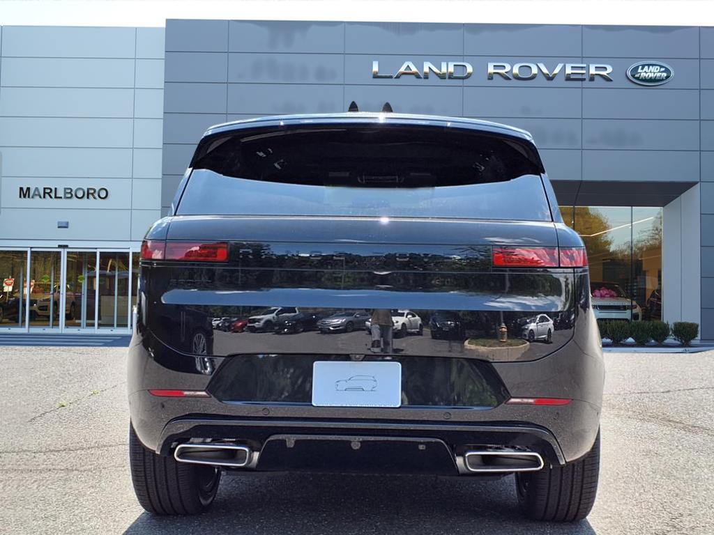 2025 Land Rover Range Rover Sport SE photo 7