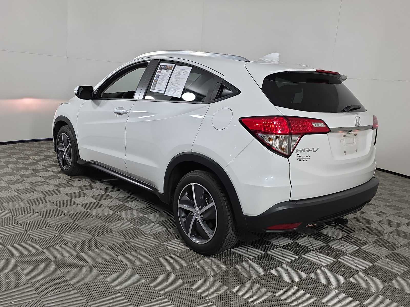 2022 Honda HR-V EX-L photo 4