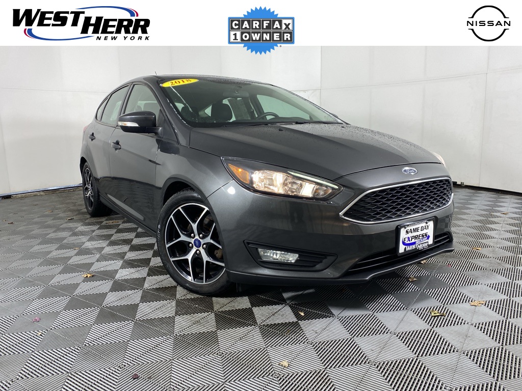 2018 Ford Focus SEL's photo