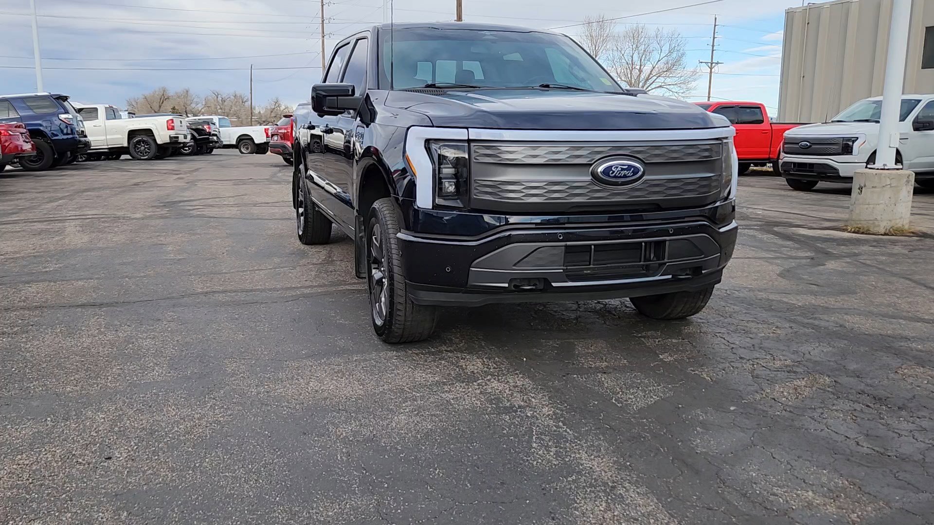 2023 Ford F-150 Lightning photo 4