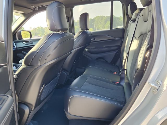 2025 Jeep Grand Cherokee Altitude X photo 6