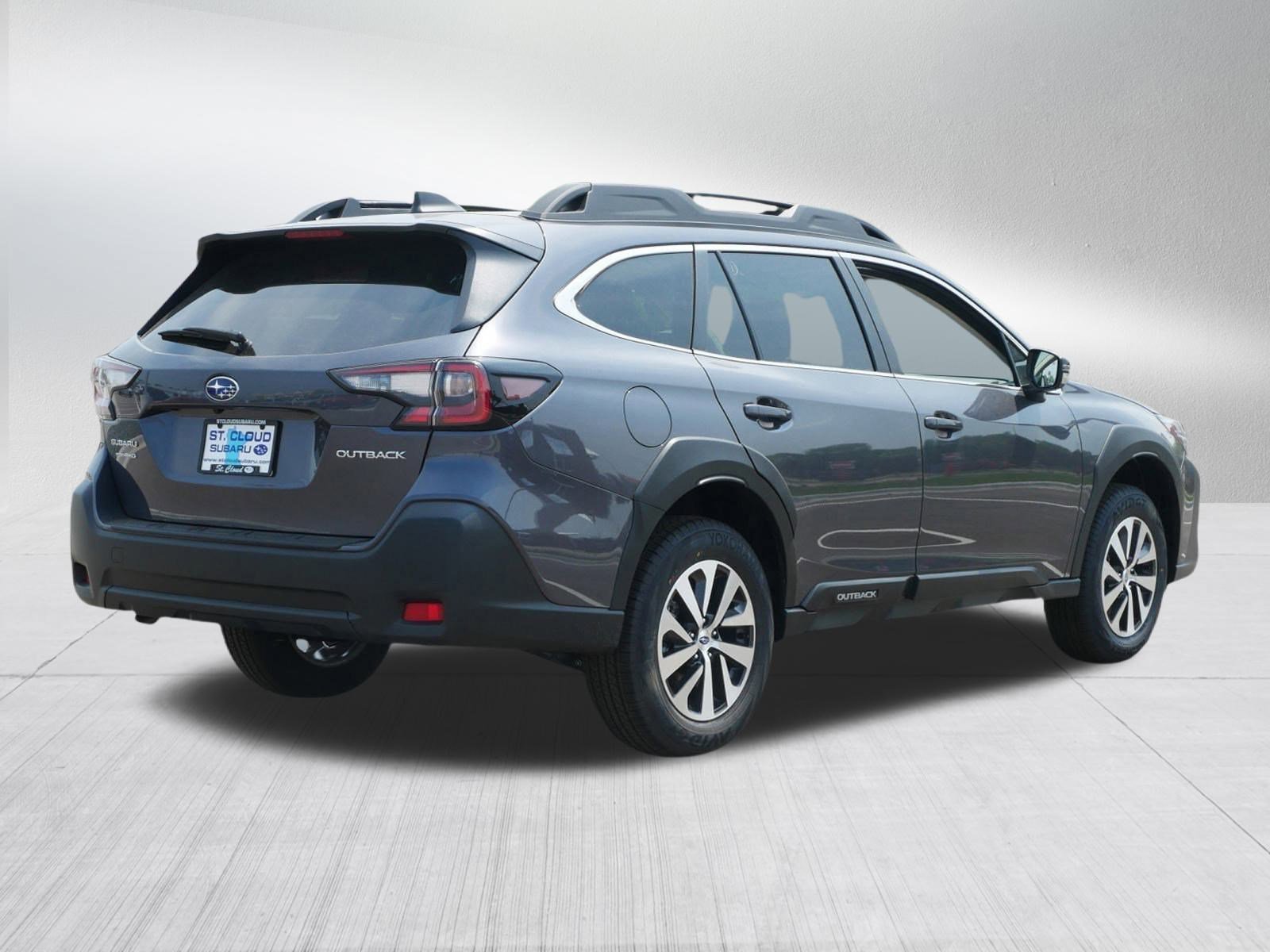 2025 Subaru Outback Premium photo 3