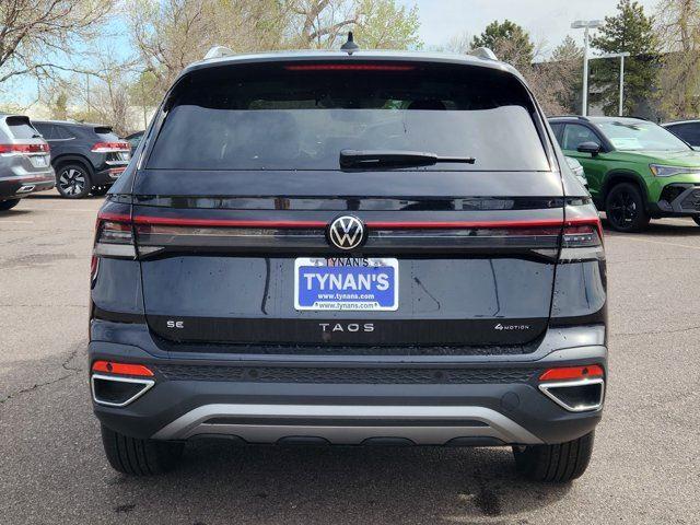 2025 Volkswagen Taos SE photo 4