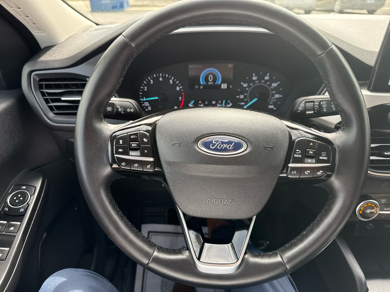 2022 Ford Escape SE photo 19