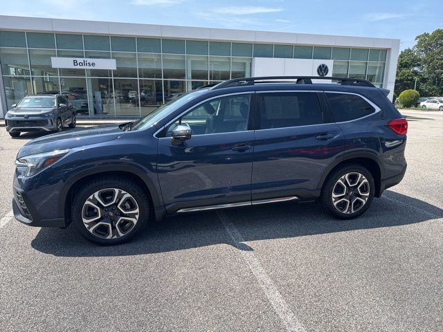 2023 Subaru Ascent Limited photo 3
