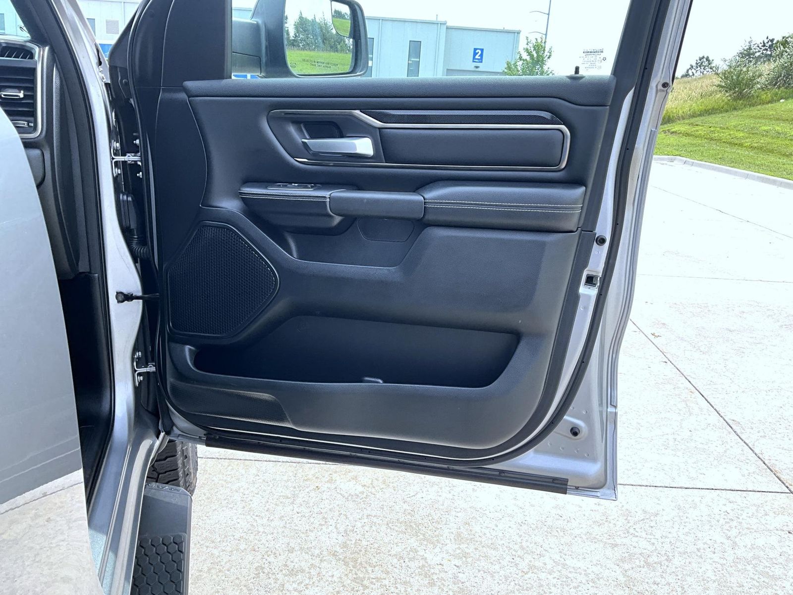 2020 Ram 1500 Rebel photo 16