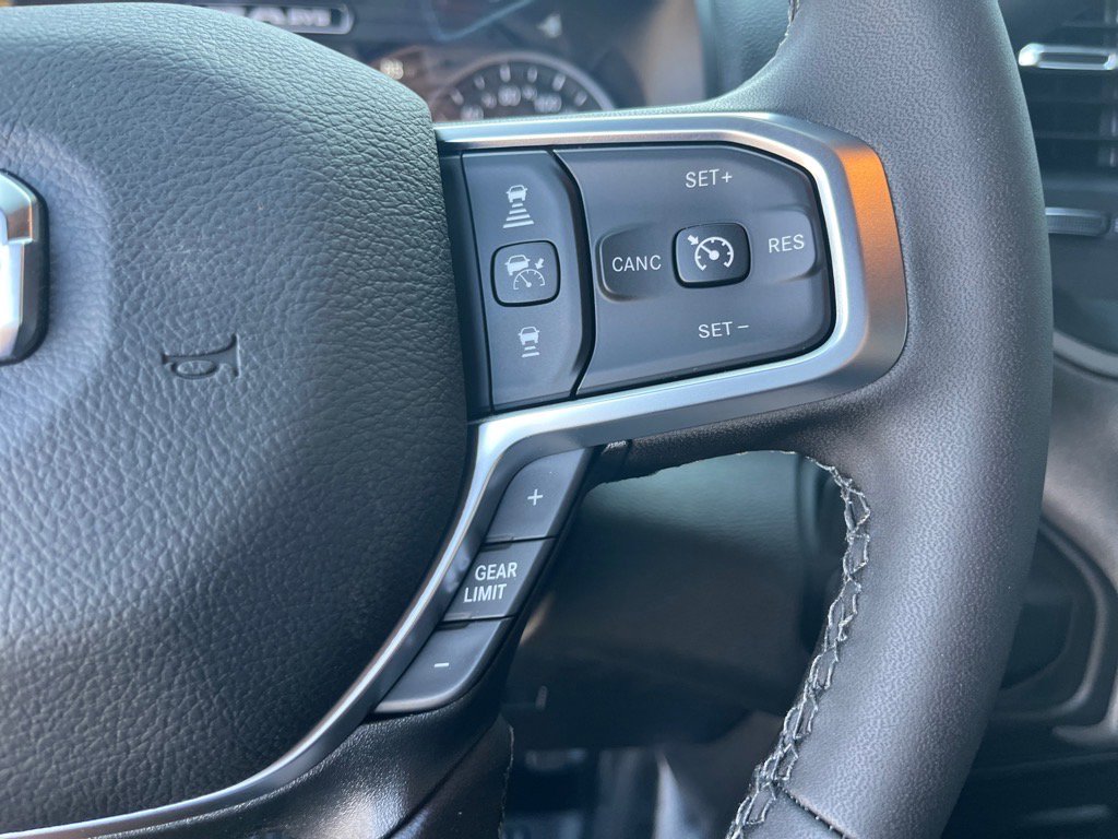 2026 Ram 2500 Tradesman photo 24