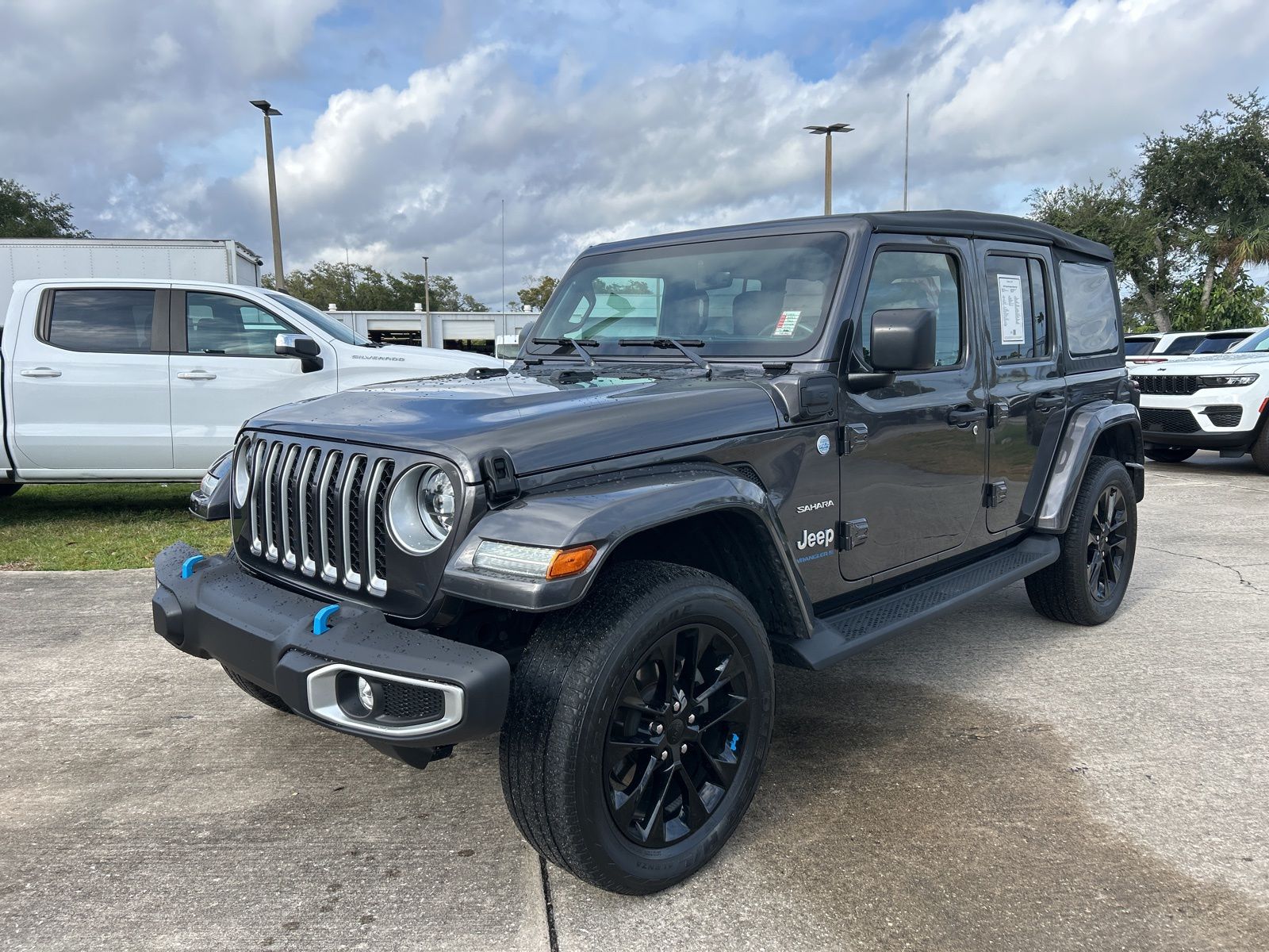 2023 Jeep Wrangler 4xe Sahara 4XE's photo