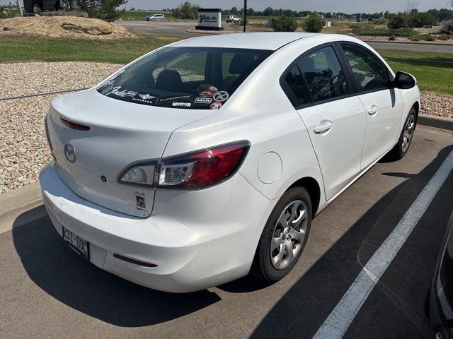 2013 Mazda Mazda3 i SV photo 3