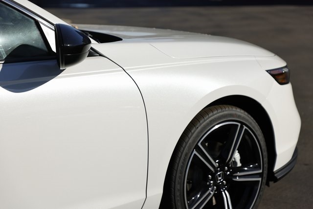 2025 Honda Accord Hybrid Sport photo 14