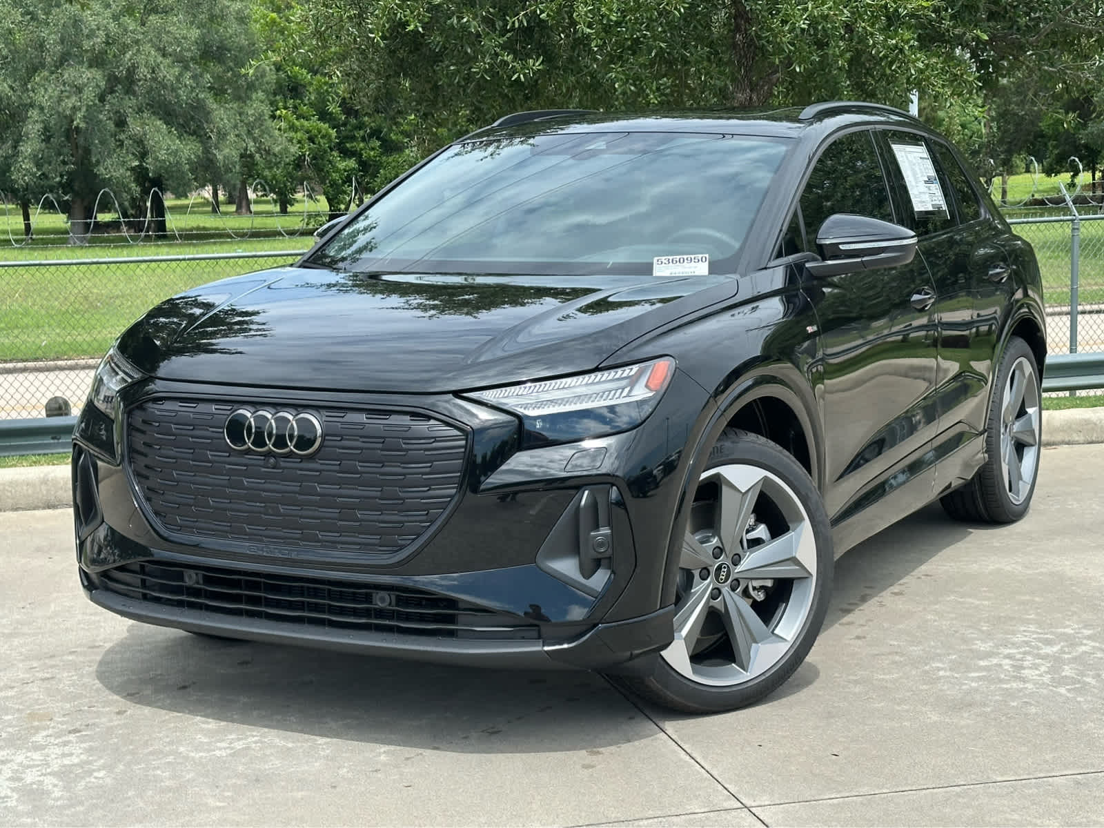 2025 Audi Q4 e-tron Prestige