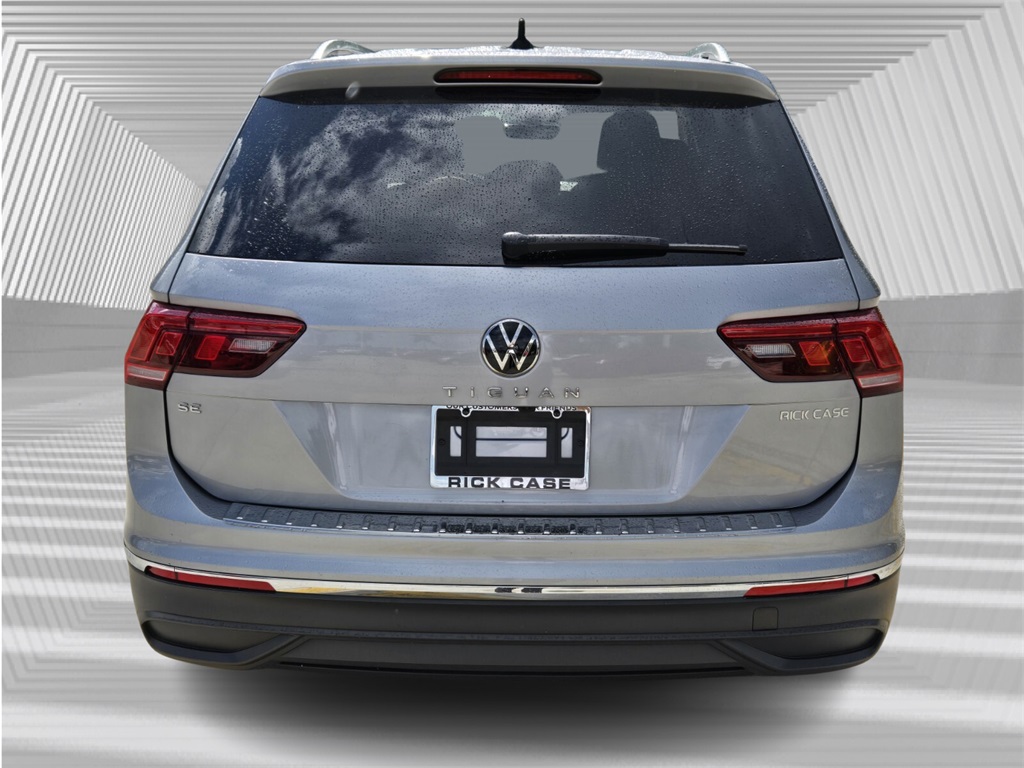 2024 Volkswagen Tiguan SE Wolfsburg Edition photo 4