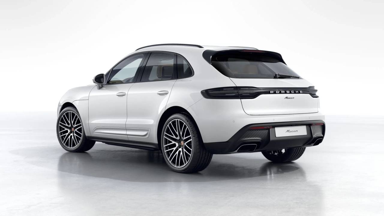 2026 Porsche Macan T photo 3