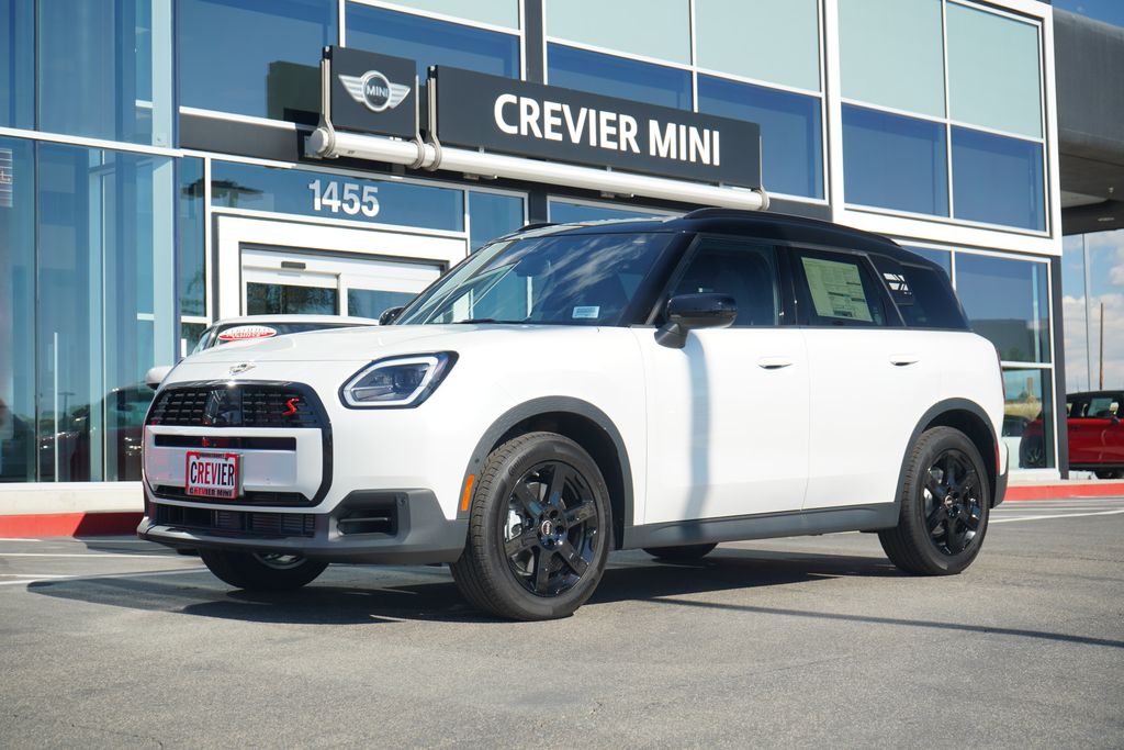 2026 MINI Countryman S's photo