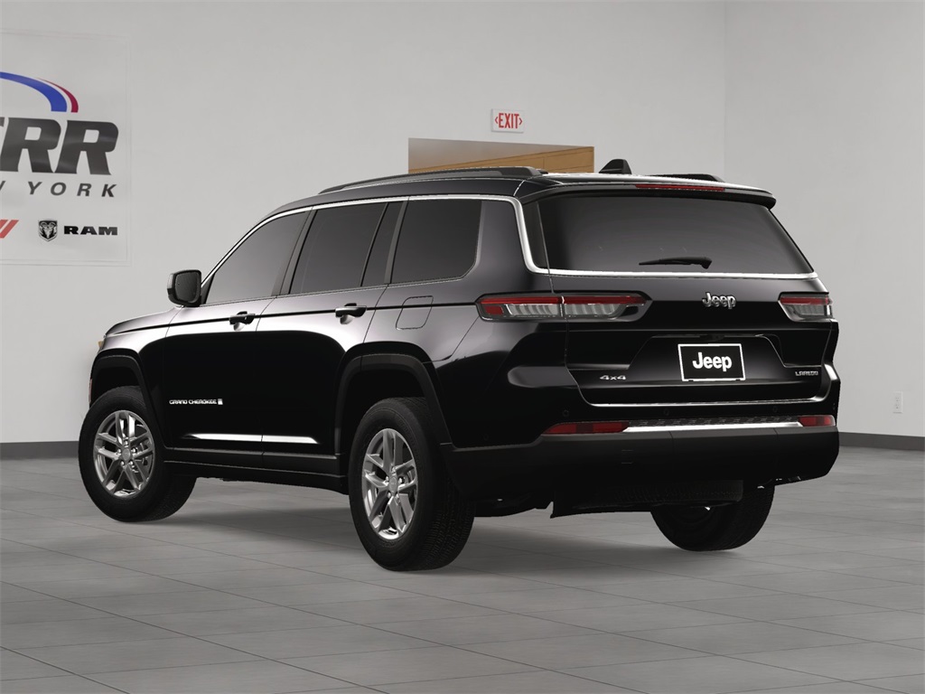 2025 Jeep Grand Cherokee Laredo X photo 4