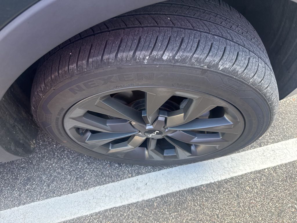 2023 Kia Sorento X-Line SX Prestige photo 2
