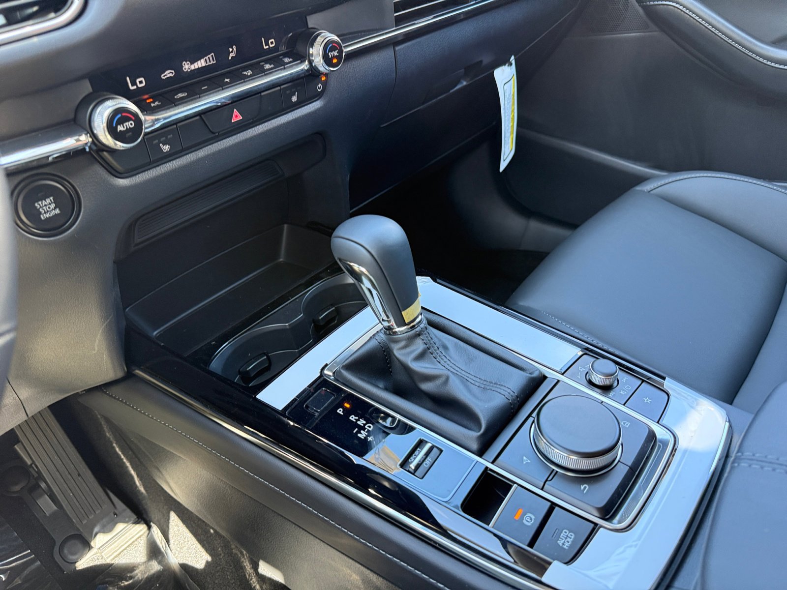 2025 Mazda CX-30 2.5 S Preferred photo 13