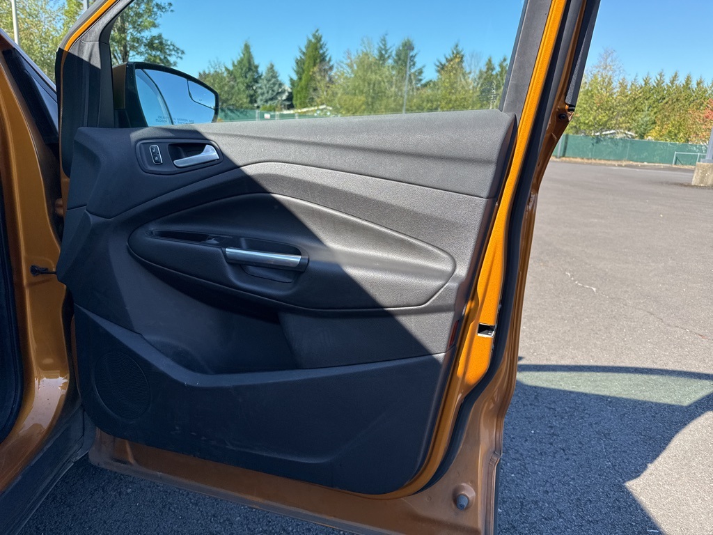 2016 Ford Escape SE photo 22