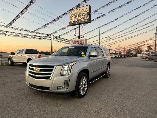 2018 Cadillac Escalade ESV Luxury's photo