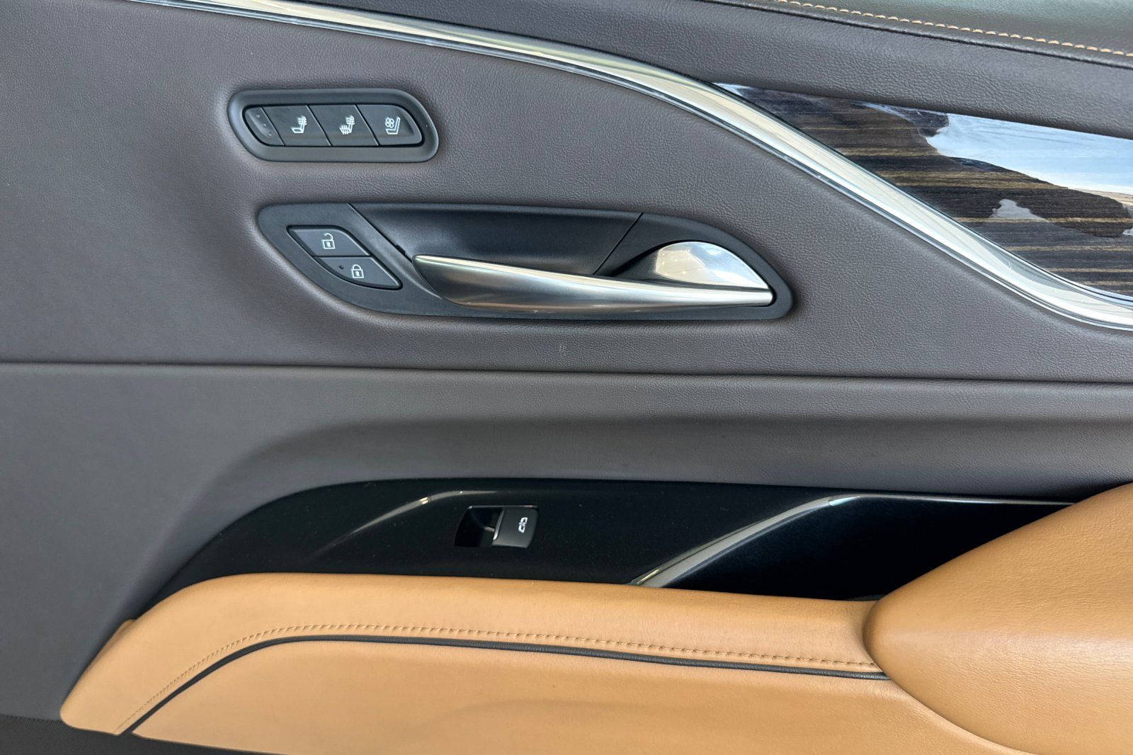 2021 Cadillac Escalade Sport photo 18