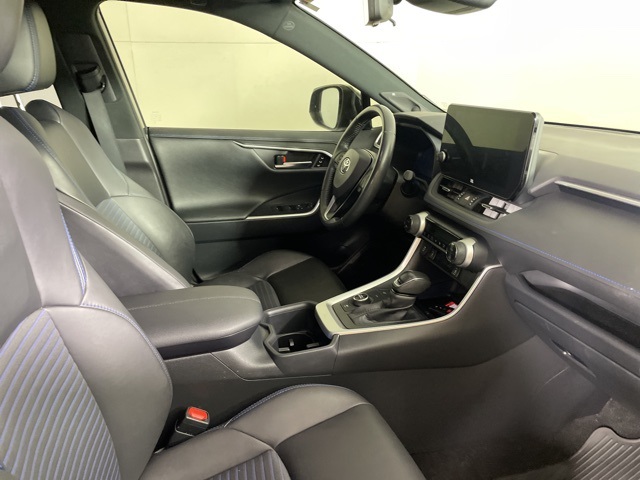 2023 Toyota RAV4 Hybrid XSE photo 12
