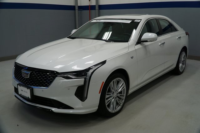 2022 Cadillac CT4 Premium Luxury