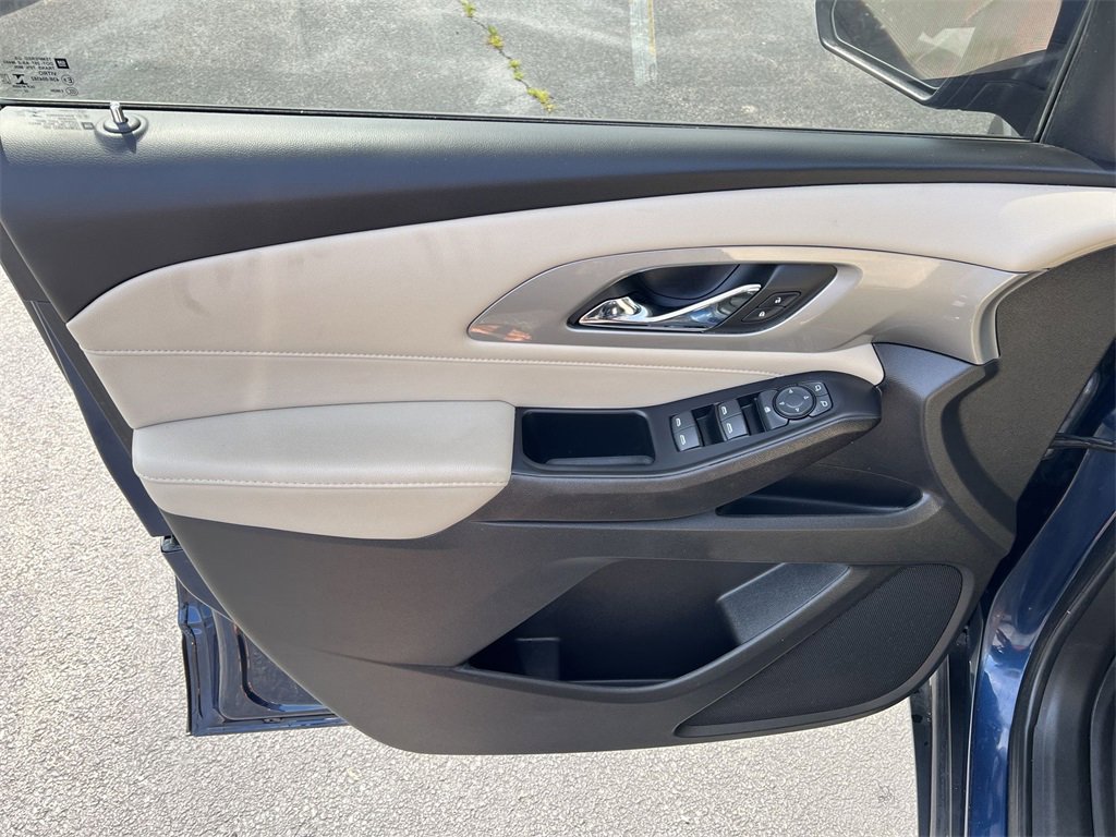 2023 Chevrolet Traverse LS photo 15