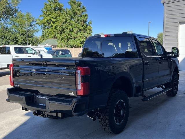 2026 Ford F-250 Platinum photo 4