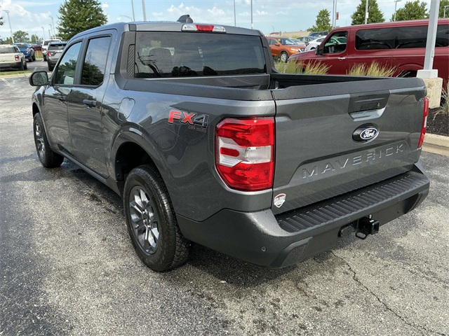2025 Ford Maverick XLT photo 2