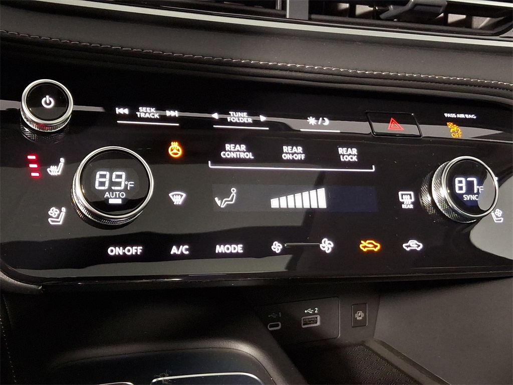 2025 Infiniti QX60 Luxe photo 13