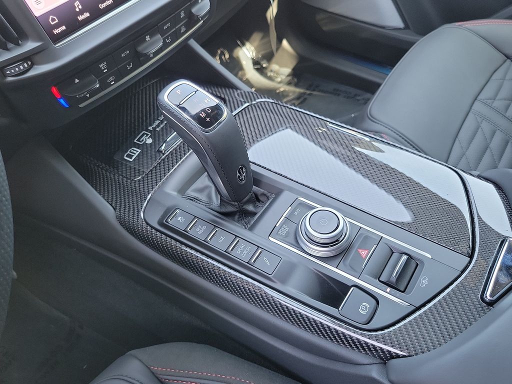 2023 Maserati Levante Trofeo photo 10