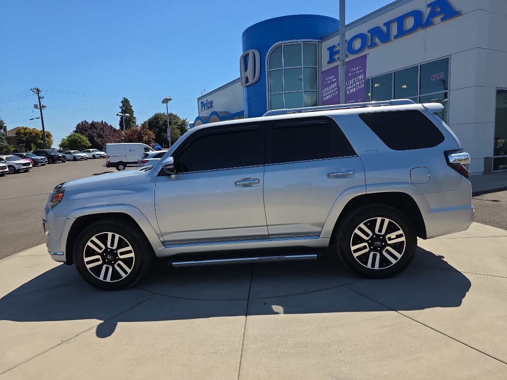 2020 Toyota 4Runner Limited photo 3