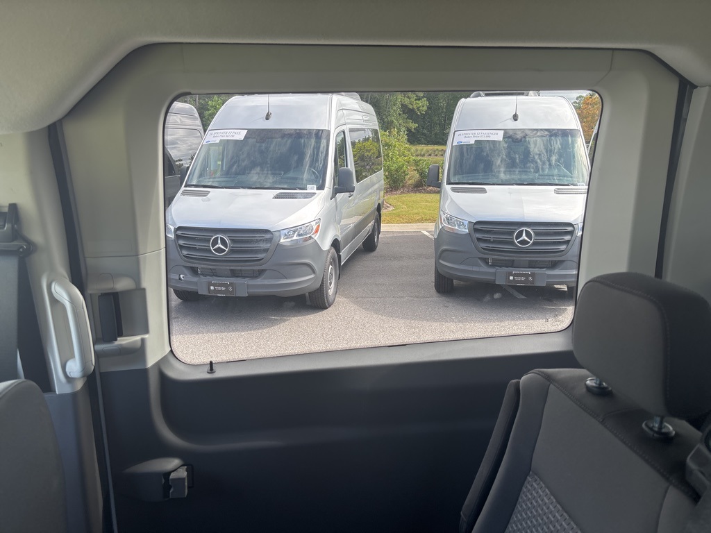 2025 Ford Transit Passenger XLT photo 21